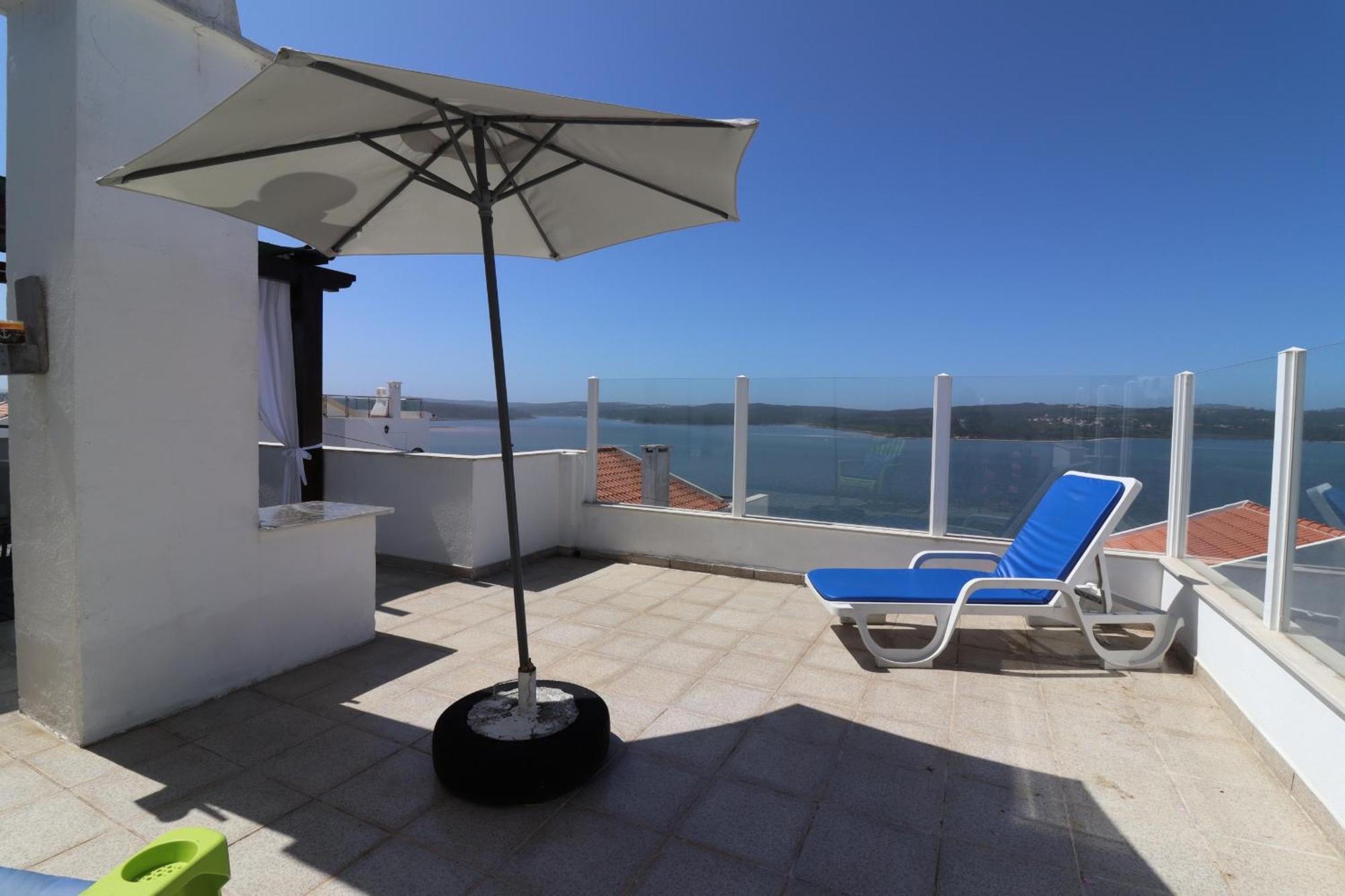 Beguest Lagoon House Nadadouro Luaran gambar